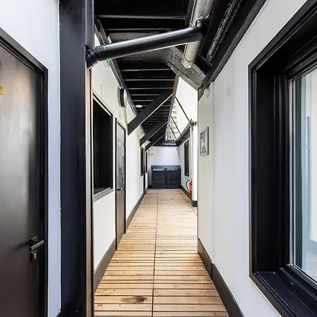 Zajazd Javel - Tour Eiffel *