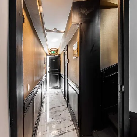 Javel - Tour Eiffel Paryż