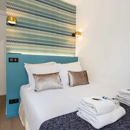 Javel - Tour Eiffel Paryż